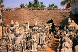 Dakshinchitra is an extended village between Chennai and Mahabalipuram devoted to the preservation of traditional South Indian ways of life and arts and crafts. The village also highlights a variety of traditional homes found throughout South India.